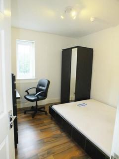 3 bedroom flat to rent, Flat 2, Bawas Place, 205 Alfreton Road, Radford, Nottingham, NG7 32W