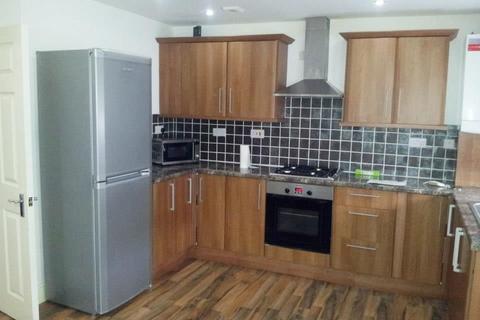 3 bedroom flat to rent - Flat 7, Bawas Place, 205 Alfreton Road, Radford, Nottingham, NG7 32W