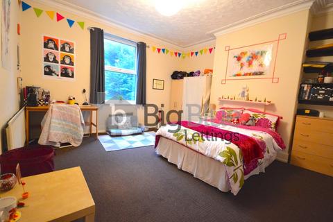 8 bedroom property to rent, 3 Hyde Park Terrace, Hyde Park, Leeds LS6