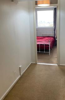 1 bedroom flat for sale, Surrey Lane, London SW11