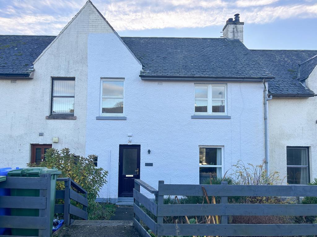 Windsor Crescent, Portree IV51 3 bed terraced house for sale £185,000