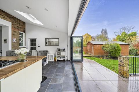 Flat 1, 41 West Park, London, SE9 4RZ
