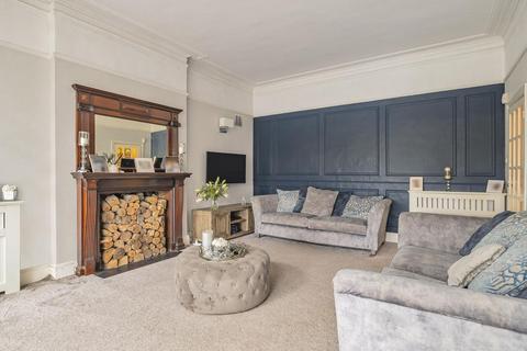 Flat 1, 41 West Park, London, SE9 4RZ