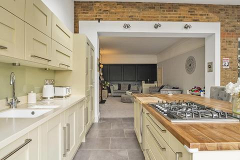Flat 1, 41 West Park, London, SE9 4RZ