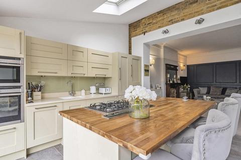 Flat 1, 41 West Park, London, SE9 4RZ