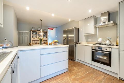 69 Elgar Road, Reading, RG2 0DQ