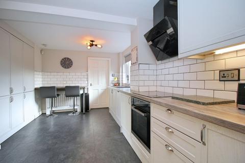 27 Cavendish Drive, Bingley, BD16 3BT