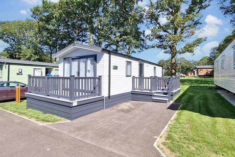 2 bedroom park home for sale, Bluebell Park, Emms Lane, Brooks Green, Horsham, West Sussex