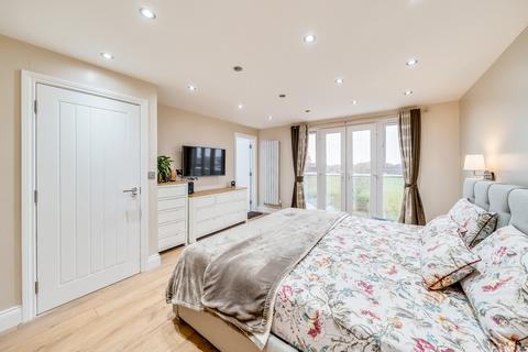 336 Field End Road, Ruislip, HA4 9PG