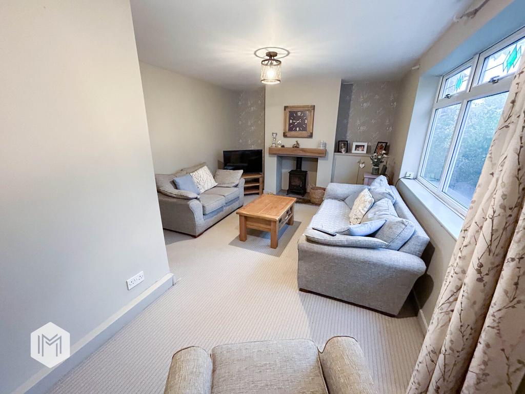 Birchall Street, Croft, Warrington, Cheshire, WA3 7HY 3 bed semi