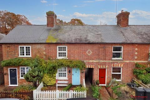 3 bedroom terraced house for sale - Corseley Road, Groombridge, Tunbridge Wells, Kent