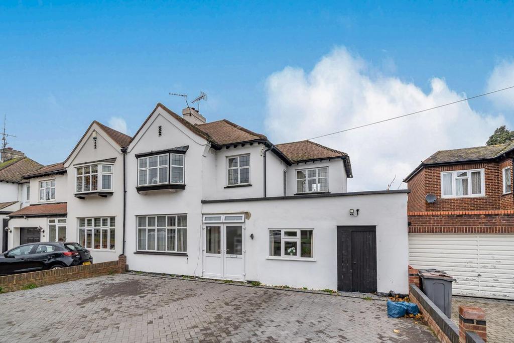 Midfield Way, Orpington 5 bed semidetached house for sale £600,000