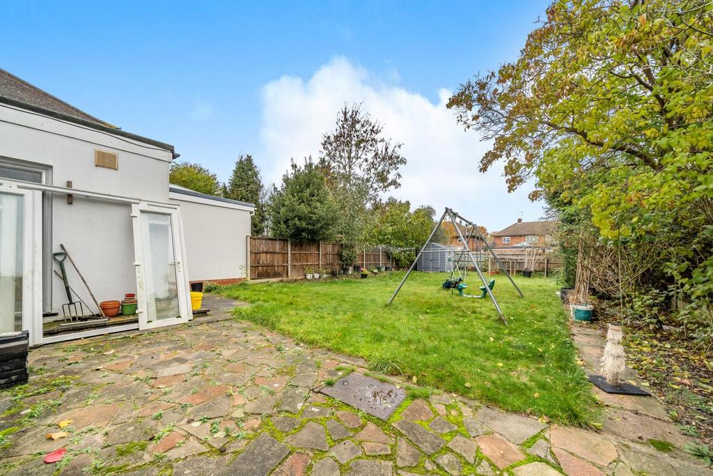 Midfield Way, Orpington 5 bed semidetached house for sale £600,000