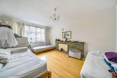 10 Midfield Way, Orpington, BR5 2QJ
