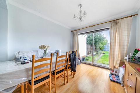 10 Midfield Way, Orpington, BR5 2QJ