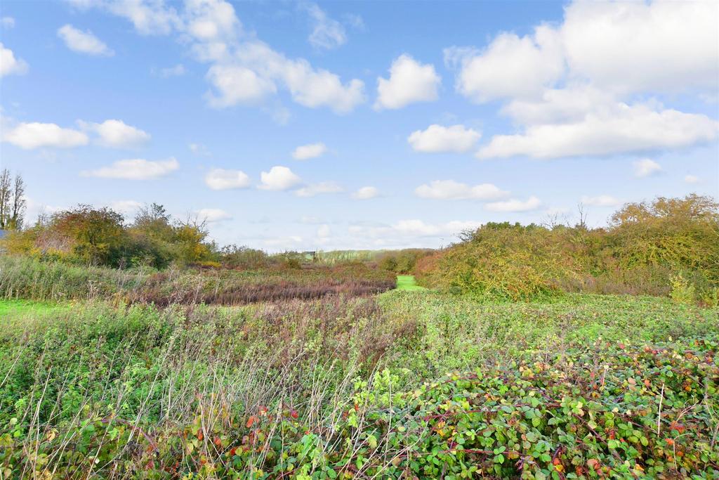 Church Road, Eastchurch, Sheerness, Kent 3 bed detached house for sale