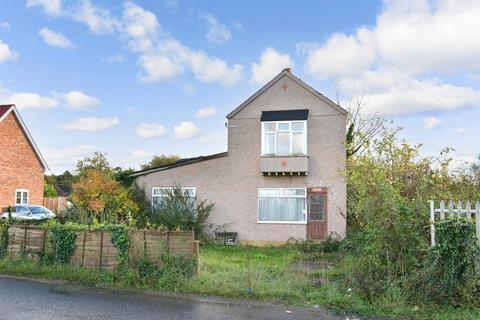 3 bedroom detached house for sale - Church Road, Eastchurch, Sheerness, Kent