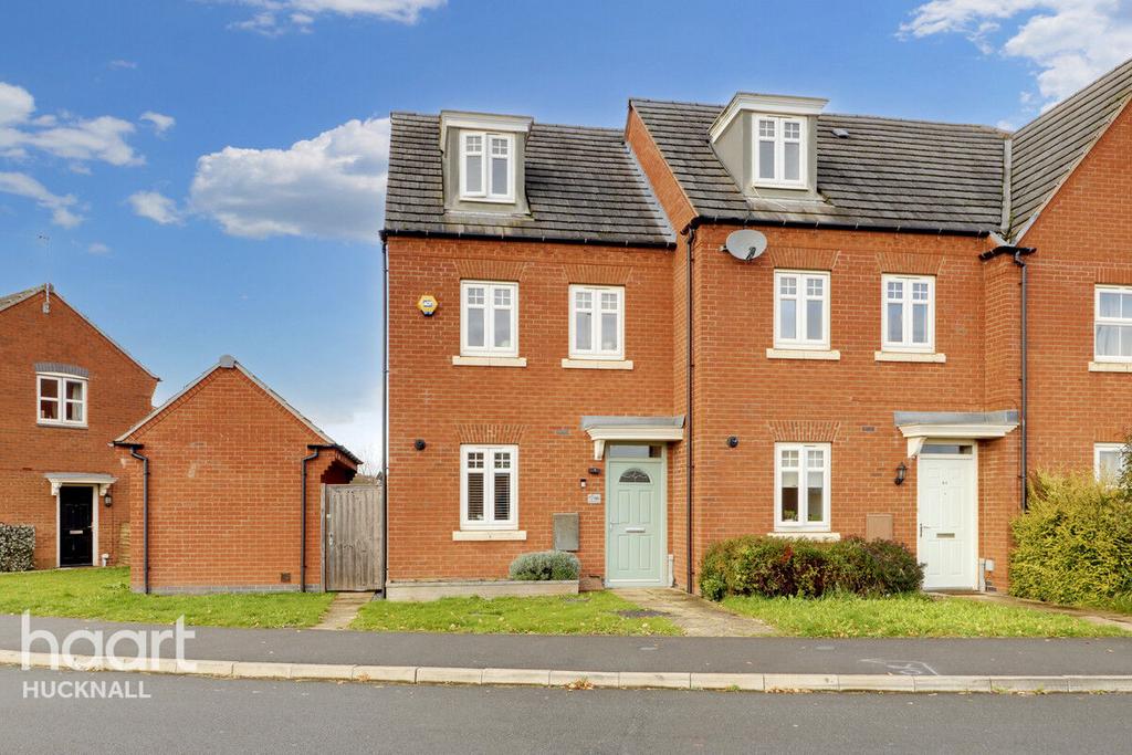 Kenbrook Road, Hucknall, Nottingham 3 bed end of terrace house for sale