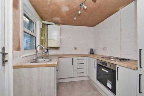 3 bedroom terraced house for sale - Canterbury Road, Folkestone, CT19