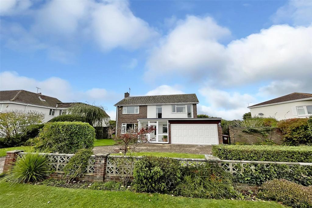 Golden Avenue, East Preston, West Sussex 3 bed detached house for sale