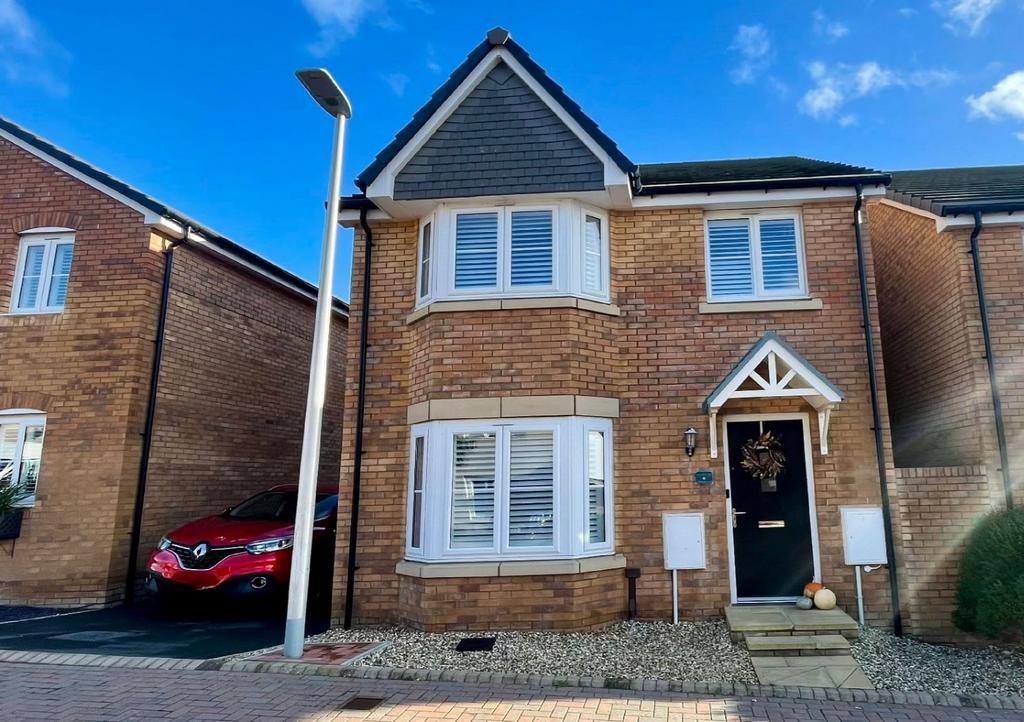 Greenmeadow Way, Rhoose, Barry 4 bed detached house for sale £399,500