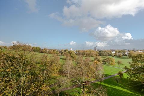 2 bedroom penthouse for sale, Ormonde Terrace, St. Johns Wood, London, NW8