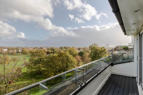 2 bedroom penthouse for sale, Ormonde Terrace, St. Johns Wood, London, NW8.