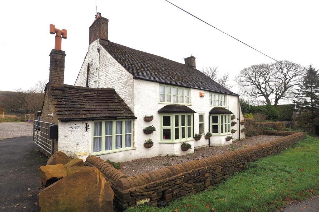 Highgate Road, Hayfield, SK22 4 bed equestrian property £2,500 pcm (£