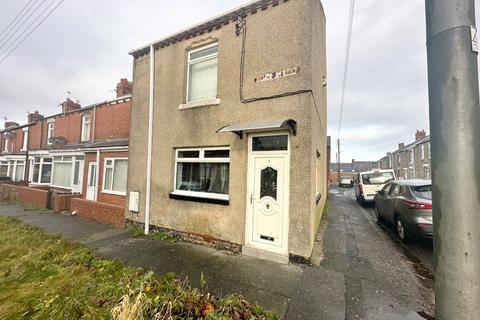2 bedroom end of terrace house to rent, Belle Street, Stanley, DH9