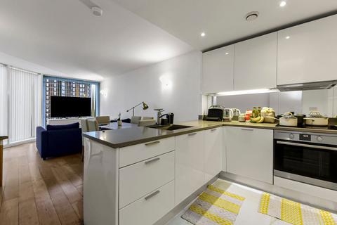 3 bedroom flat for sale, Navigation Building, Station Approach, Hayes, UB3 4FF