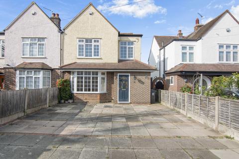 3 bedroom semi-detached house for sale, London Road, Romford, RM4