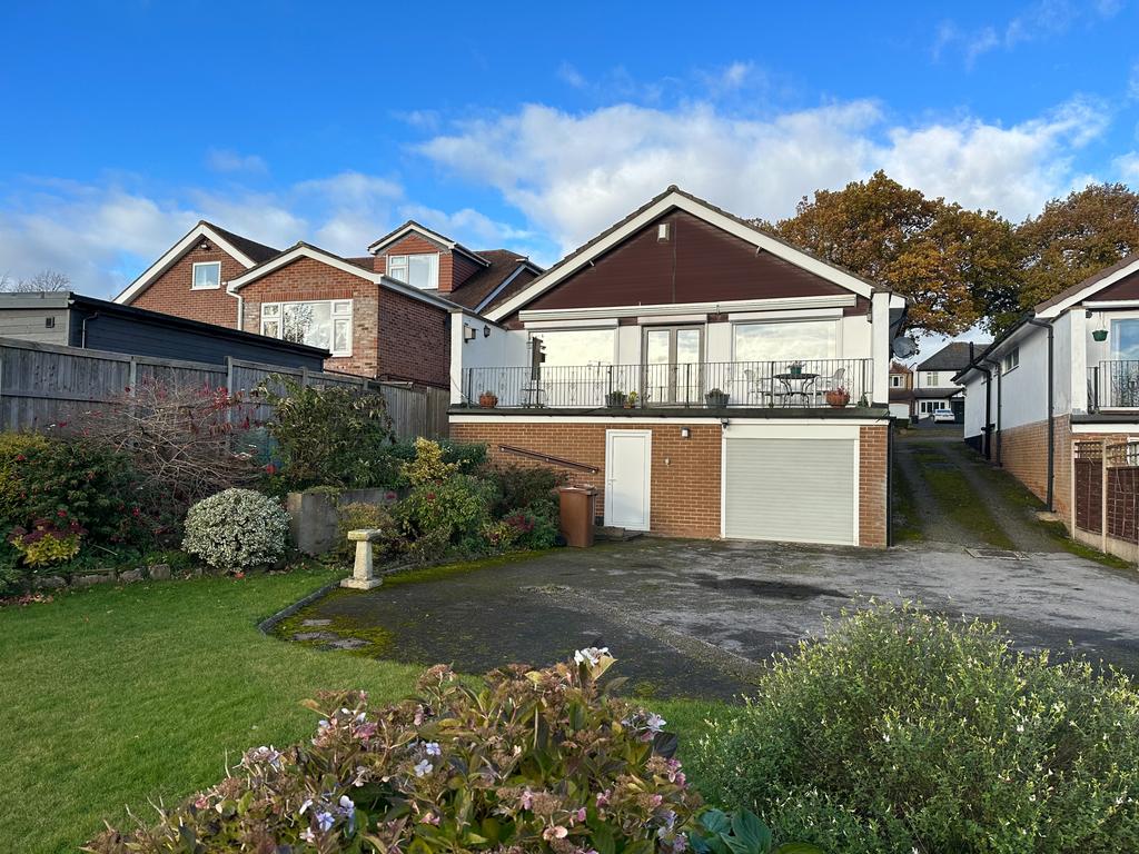 Beamhill Road, Anslow, BurtononTrent, DE13 2 bed detached bungalow for sale £325,000