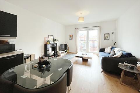 1 bedroom flat for sale, Houseman Crescent, West Didsbury, Manchester, M20