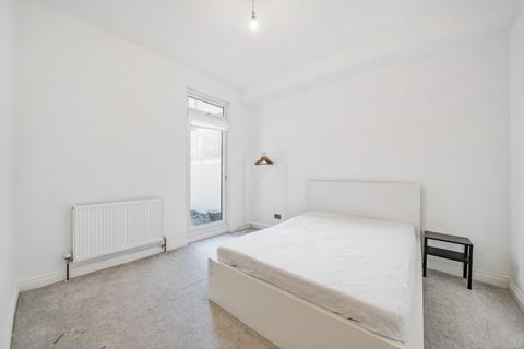 2 bedroom maisonette to rent - Howberry Road Thornton Heath CR7