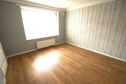 3 bedroom semi-detached house for sale - Maxwell Close, Whitby, Ellesmere Port, Cheshire. CH65