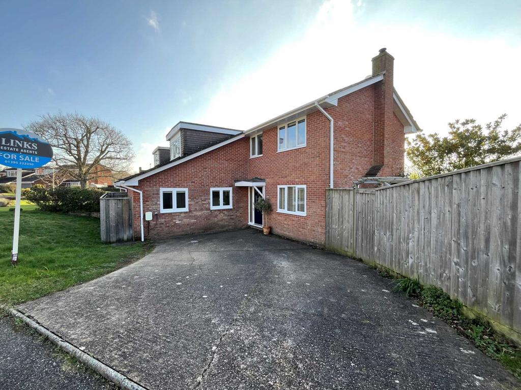 Winchester Drive, Exmouth 5 bed detached house for sale £575,000
