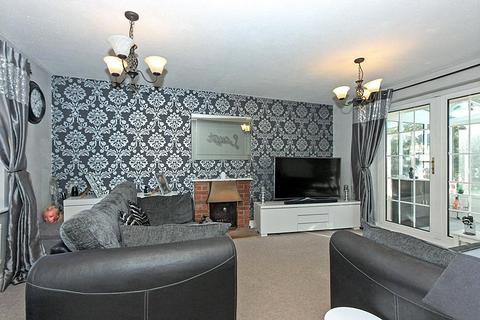 3 bedroom detached house for sale, Taillour Close, Kemsley, Sittingbourne, Kent, ME10