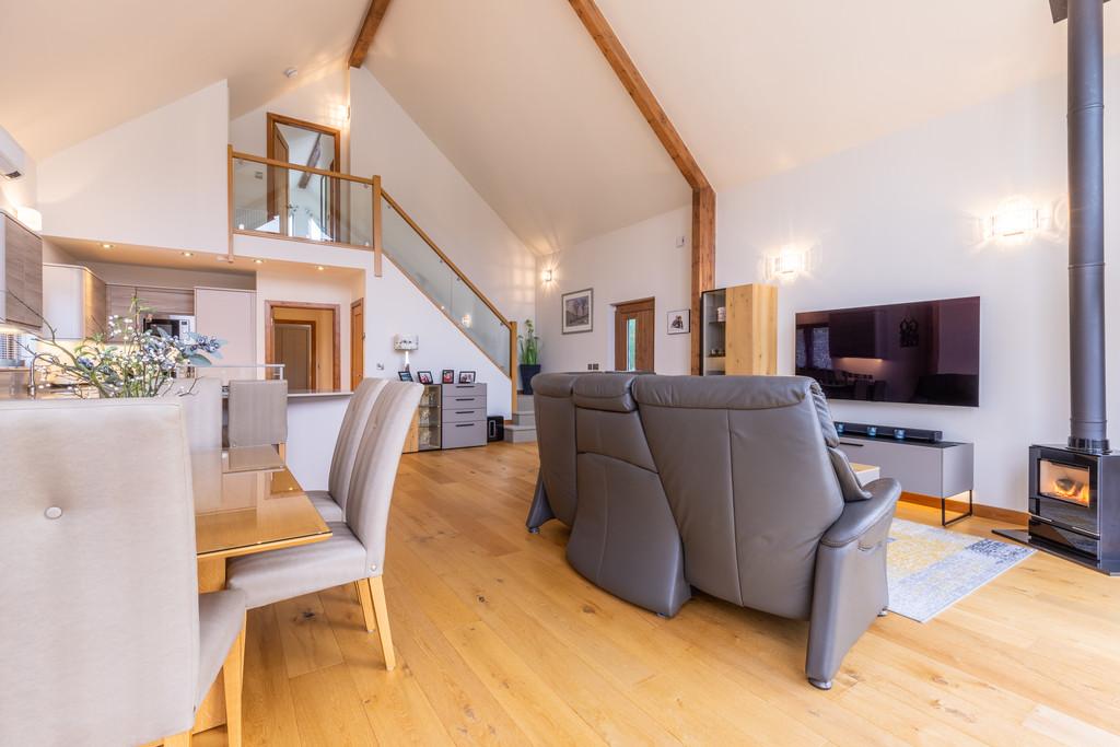 Spacious Open Plan Living