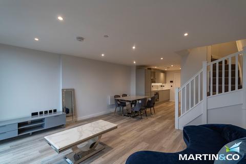2 bedroom apartment to rent, Apex Lofts, Warwick Street, Digbeth, B12