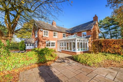 4 bedroom detached house for sale, Hatton Road, Hinstock, Market Drayton