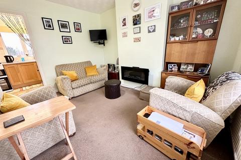 2 Beaumont Crescent, Brackley, NN13 6AR