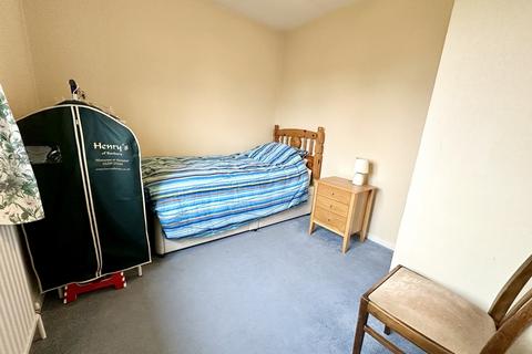 2 Beaumont Crescent, Brackley, NN13 6AR