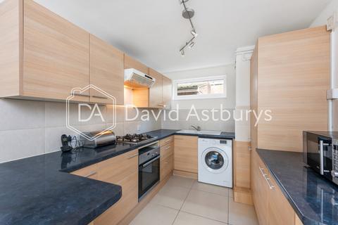 4 bedroom terraced house to rent, Todds Walk, Finsbury Park, London
