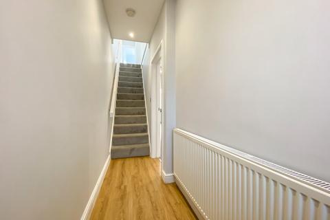 3 bedroom semi-detached house for sale, Sidney Road, Beeston