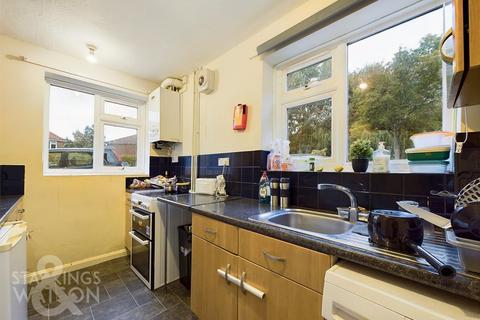 3 bedroom semi-detached house for sale, Beecheno Road, Norwich