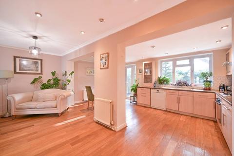 4 bedroom terraced house for sale, Keswick Avenue, Kingston Vale, London, SW15