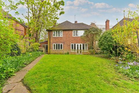71 Brighton Road, Sutton, SM2 5BT