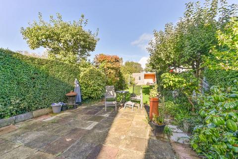 3 Erskine Road, Sutton, SM1 3AW
