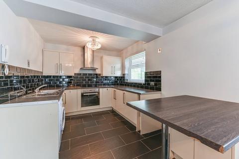 Flat 1, 7 Cedar Gardens, Sutton, SM2 5DD