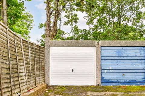Flat 1, 7 Cedar Gardens, Sutton, SM2 5DD